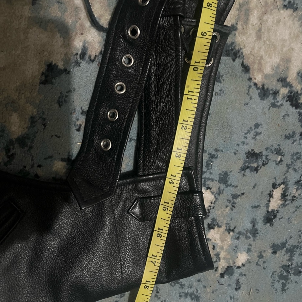 Black Leather Riding Chaps - Picture 6 of 8